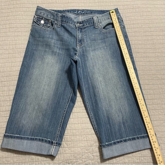 Inc Denim Curvy Fit Cuffed Capri Jeans Medium Wash Size 14 - Picture 8 of 11